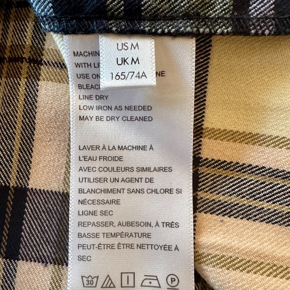 NWOT Urban Outfitters Plaid Wrap Skirt Blue-Green Pleated Mini M Never Worn $68 - Picture 7 of 8